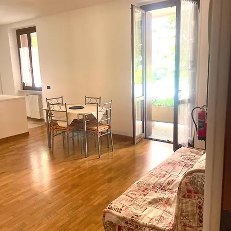 Campione - Garda Wind 2 Bedrooms Apartment *